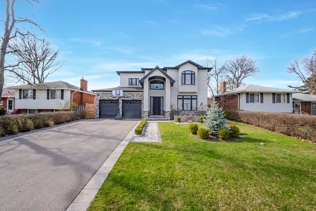 2043 Saxon Road, Oakville - photo 2