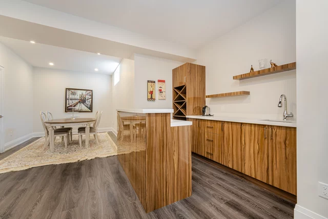 2043 Saxon Road, Oakville - photo 66