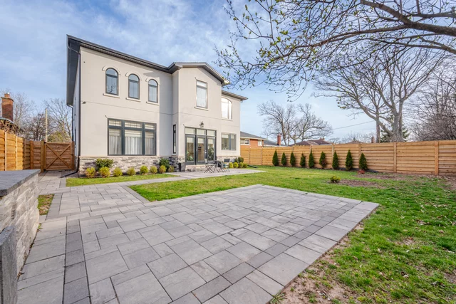 2043 Saxon Road, Oakville - photo 81