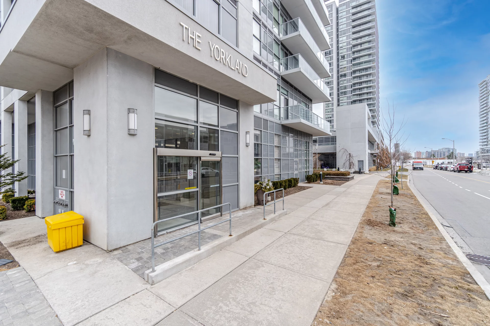 #2808-275 Yorkland Road, North York - photo 2