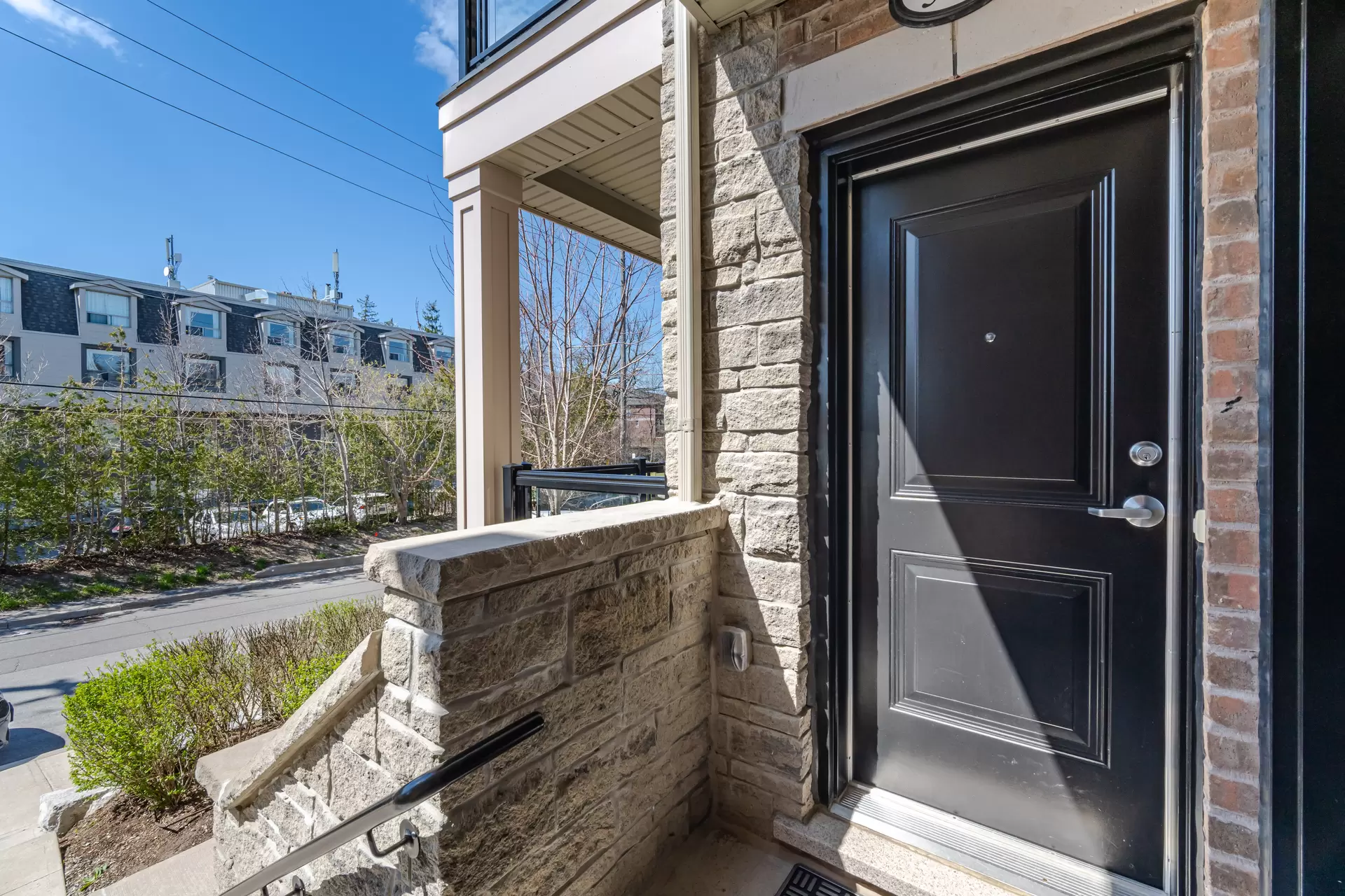 #306-199 Pine Grove Road, Vaughan - photo 3