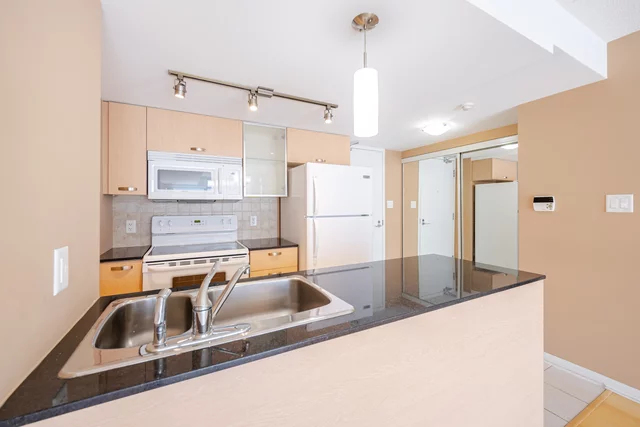 #1306-38 Grenville Street, Toronto - photo 7