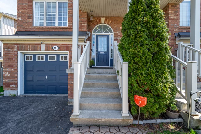 93 Decker Hollow Circle, Brampton - photo 4