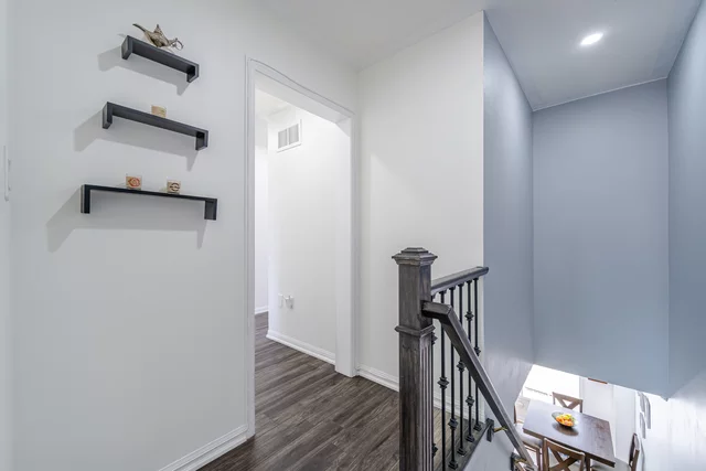 93 Decker Hollow Circle, Brampton - photo 20