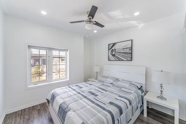 93 Decker Hollow Circle, Brampton - photo 27