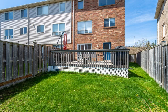 93 Decker Hollow Circle, Brampton - photo 37