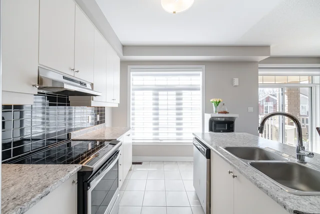 #71-113 Hartley Avenue, Paris - photo 16