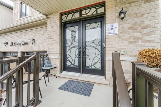 21 Priory Drive, Whitby - photo 6