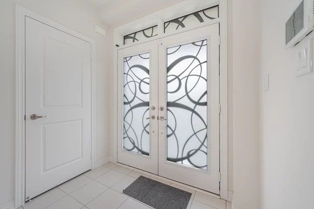 21 Priory Drive, Whitby - photo 7