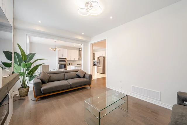 21 Priory Drive, Whitby - photo 26