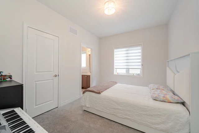 21 Priory Drive, Whitby - photo 36