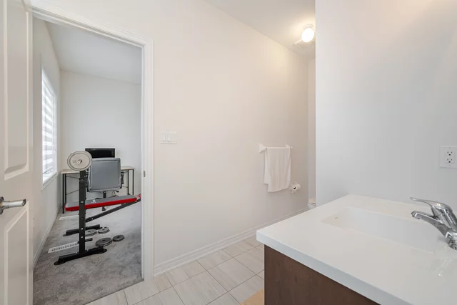 21 Priory Drive, Whitby - photo 41