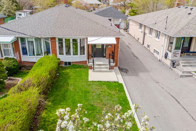 1586 Coram Crescent, Mississauga - photo 6