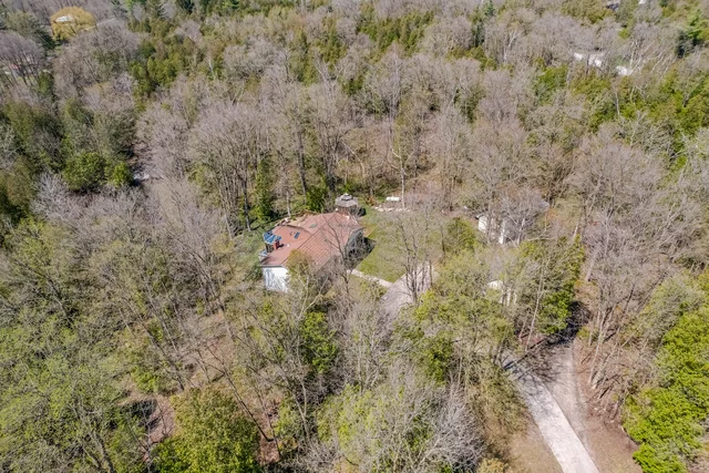 1311 Conservation Road, Campbellville - photo 4