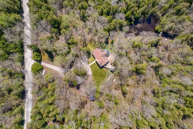 1311 Conservation Road, Campbellville - photo 5