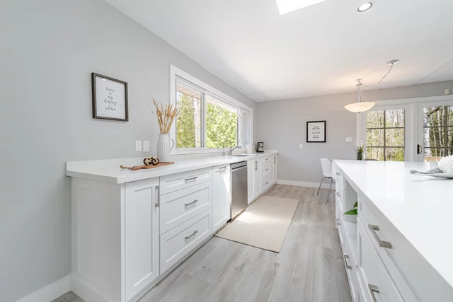 1311 Conservation Road, Campbellville - photo 30