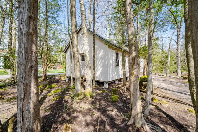 1311 Conservation Road, Campbellville - photo 81