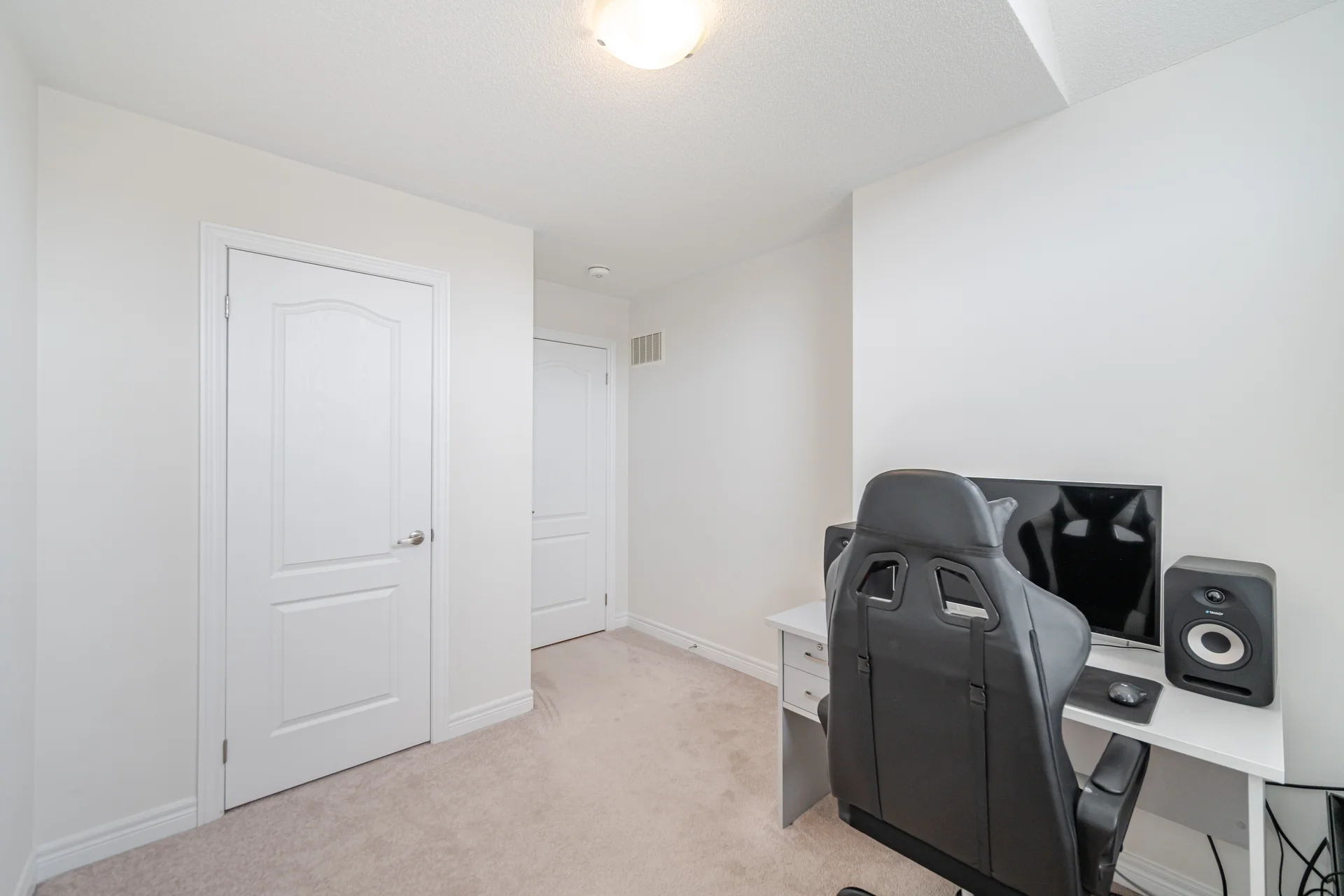 2979296