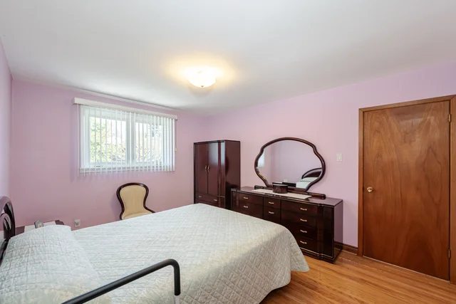 9 Riverton Drive, North York - photo 20