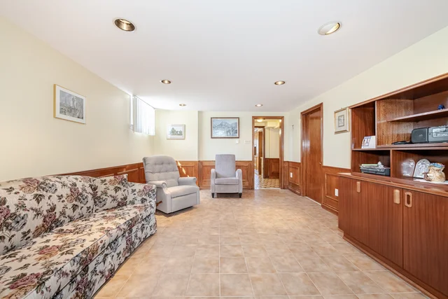 9 Riverton Drive, North York - photo 36