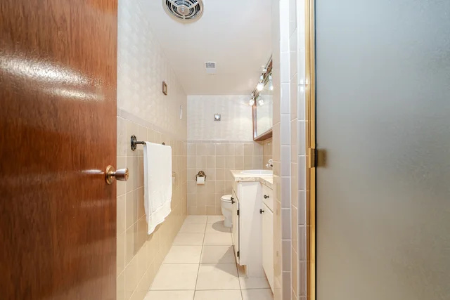 9 Riverton Drive, North York - photo 37