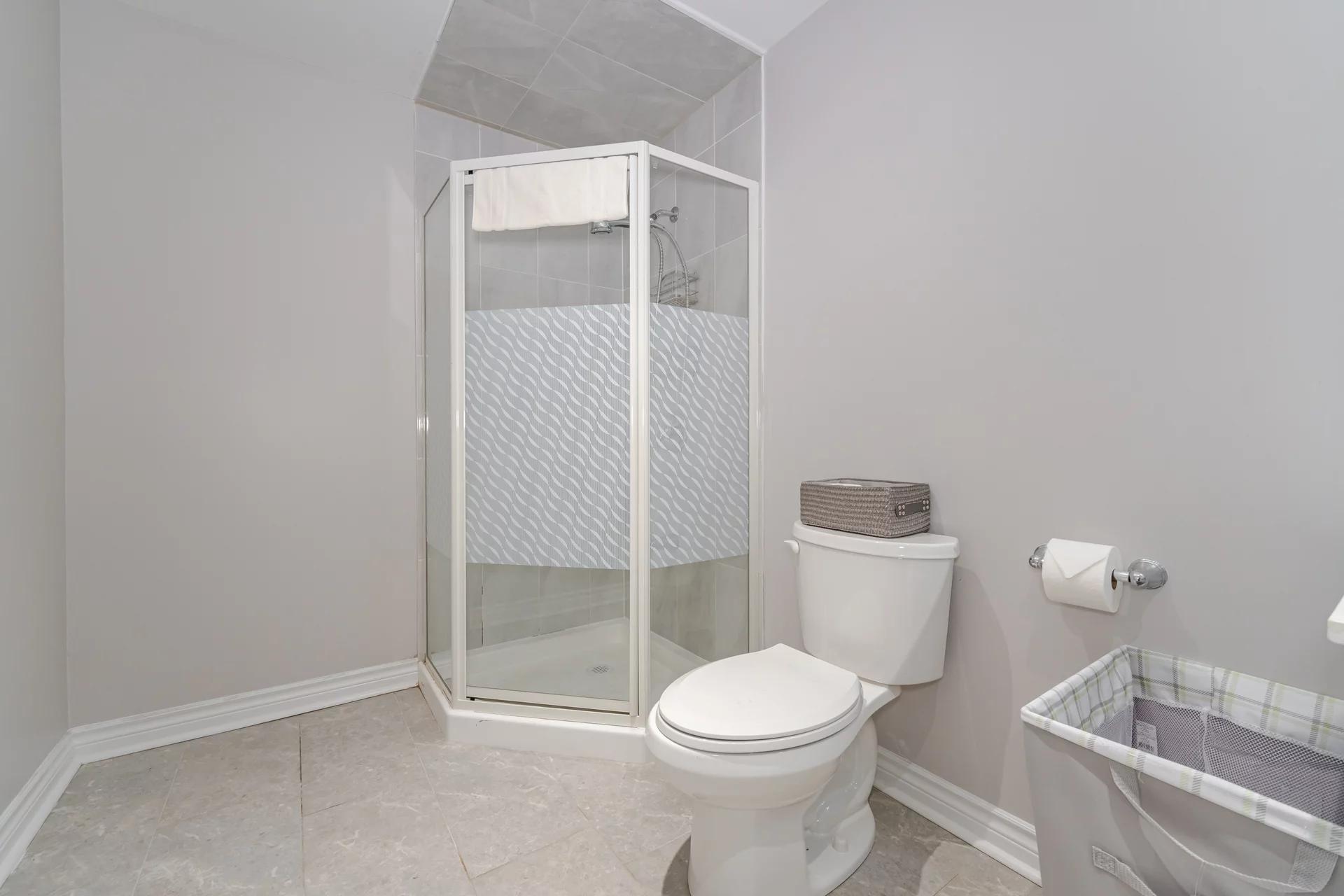 24 Parisian Road, Brampton - photo 16