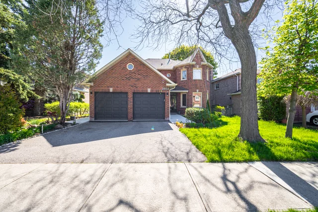 2932 Redbud Avenue, Oakville - photo 2