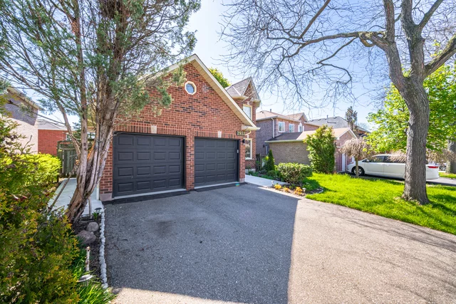 2932 Redbud Avenue, Oakville - photo 4
