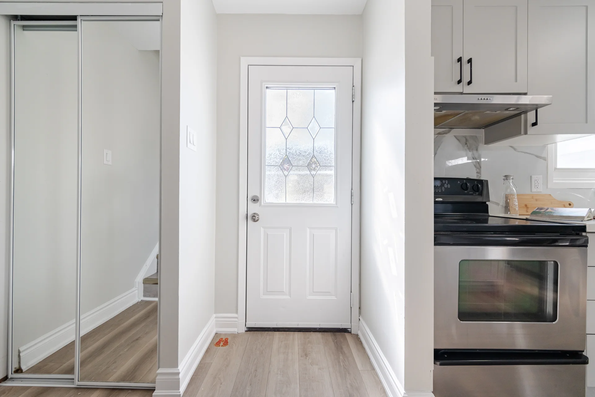 6 Hawkins Court, Brampton - photo 5