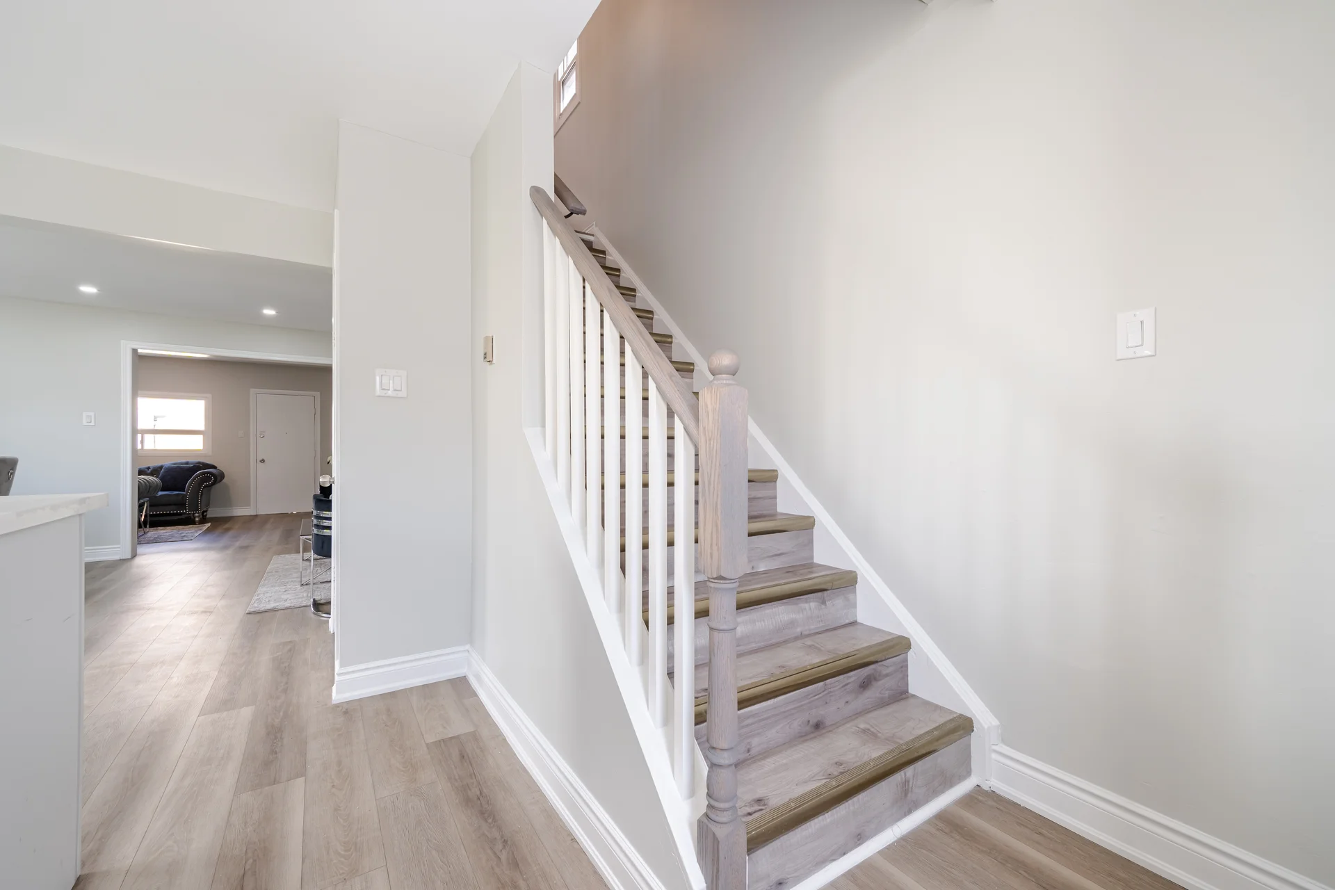 6 Hawkins Court, Brampton - photo 23