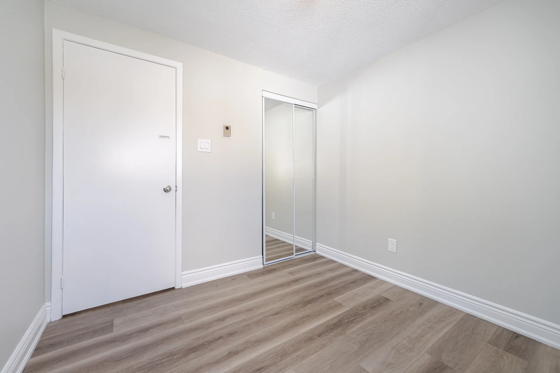 6 Hawkins Court, Brampton - photo 30