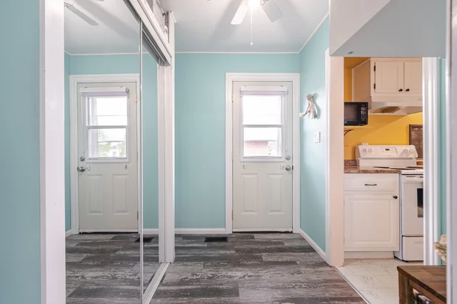 216 Queen Street South, Thorold - photo 21