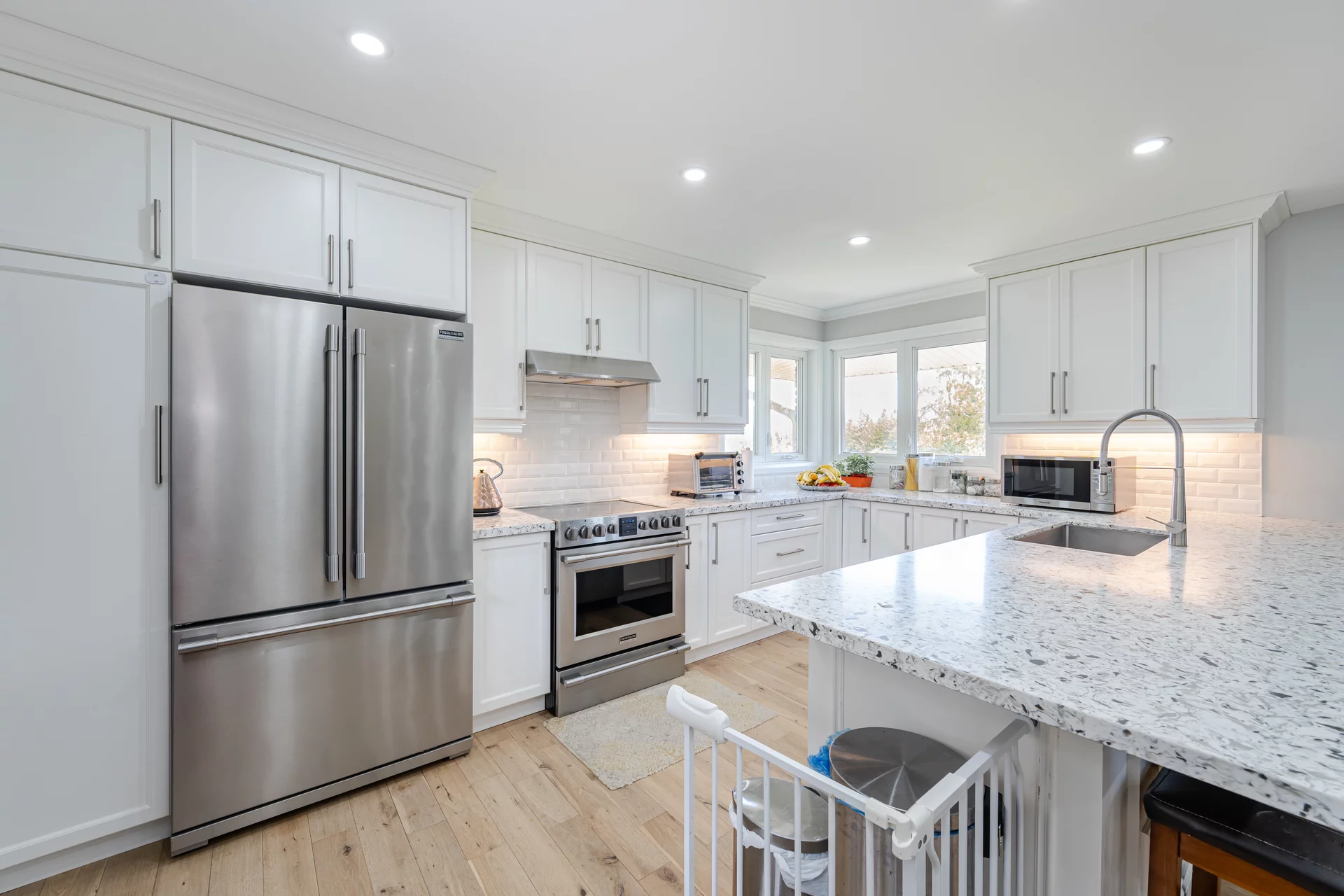 18697 Centreville Creek Road, Caledon - photo 24