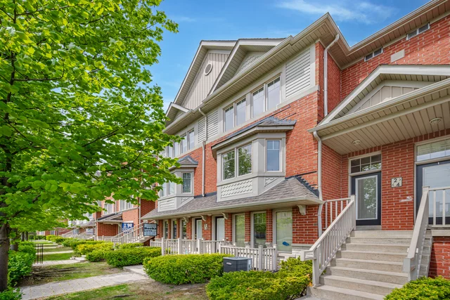 #3-4-3375 Thomas Street, Mississauga - photo 2