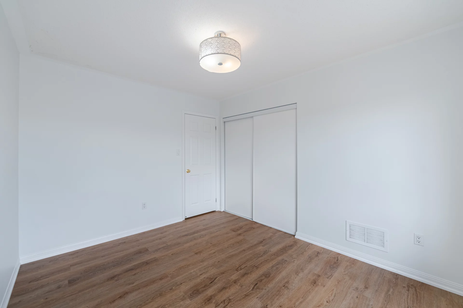 949 Vickerman Way, Milton - photo 35