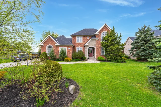 42 Upper Canada Drive, Hillsburgh - photo 2