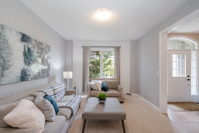 42 Upper Canada Drive, Hillsburgh - photo 9