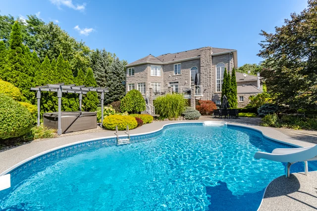 4 Stonehart Street, Bolton - photo 81