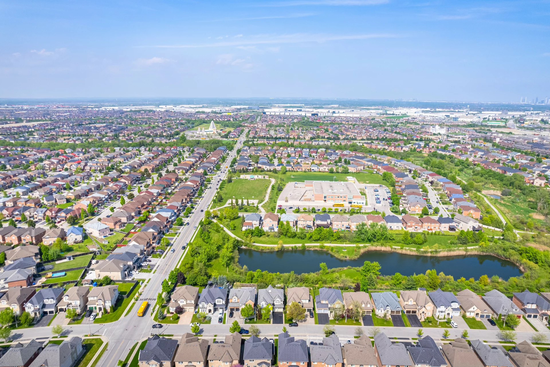 2989995