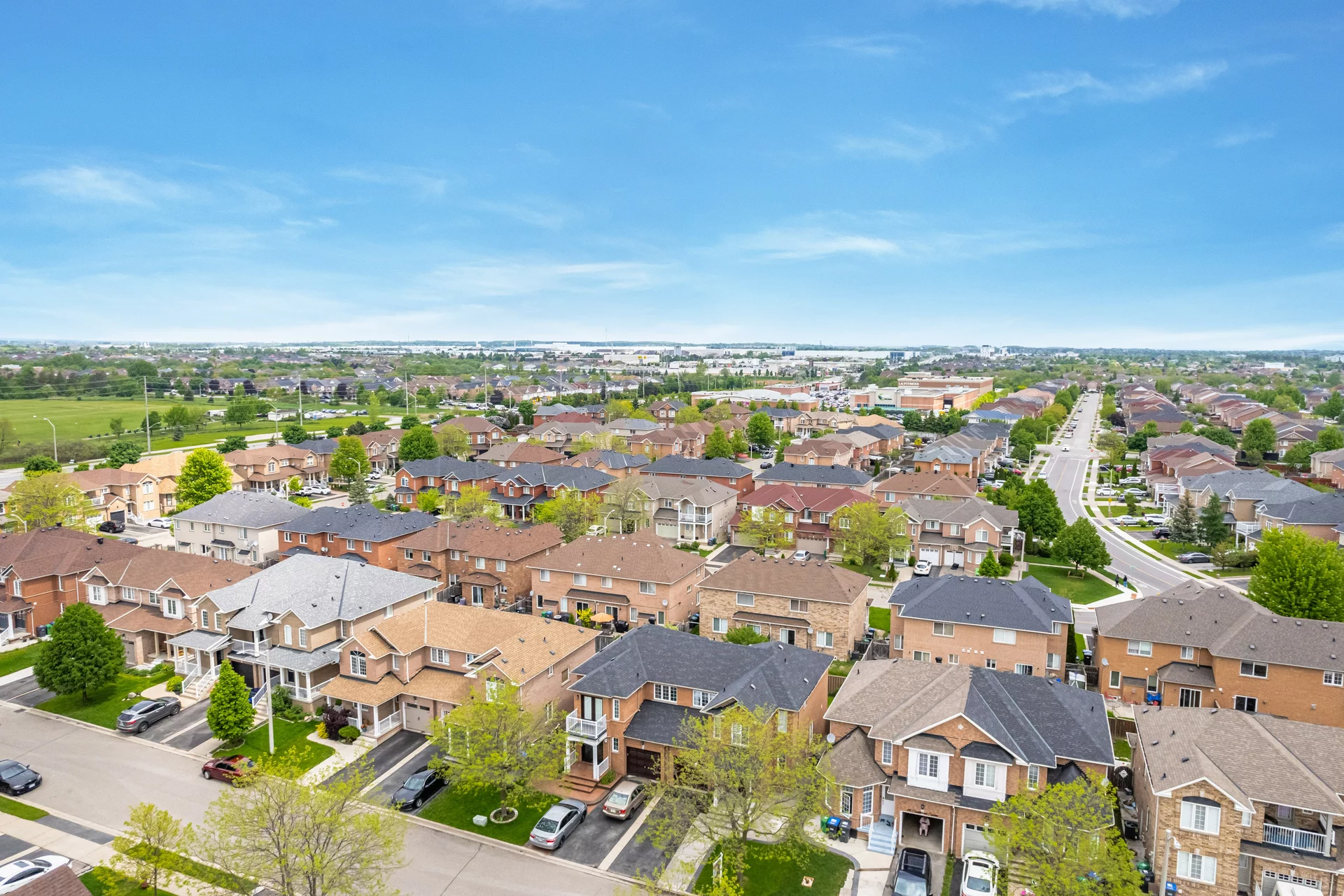 47 Saddleback Square, Brampton - photo 2