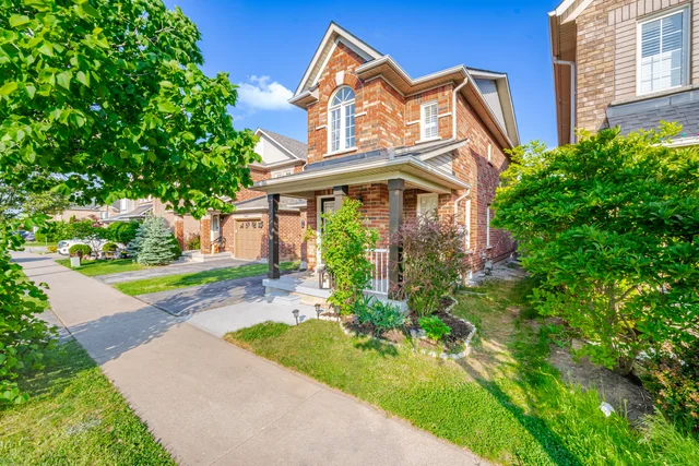 5866 Blue Spruce Avenue, Burlington - photo 13