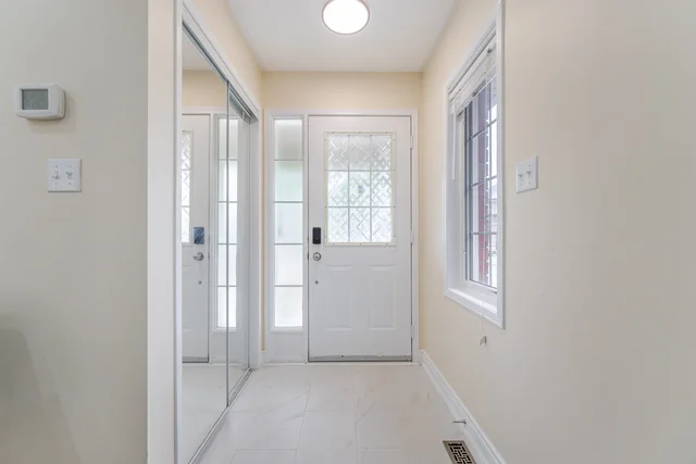 5866 Blue Spruce Avenue, Burlington - photo 15