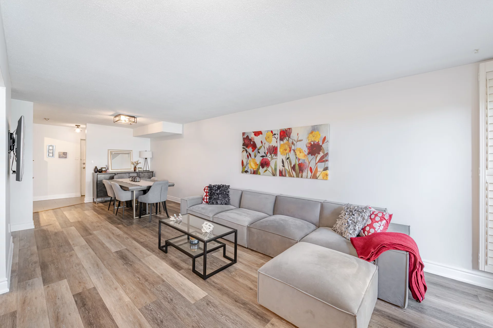 2995201