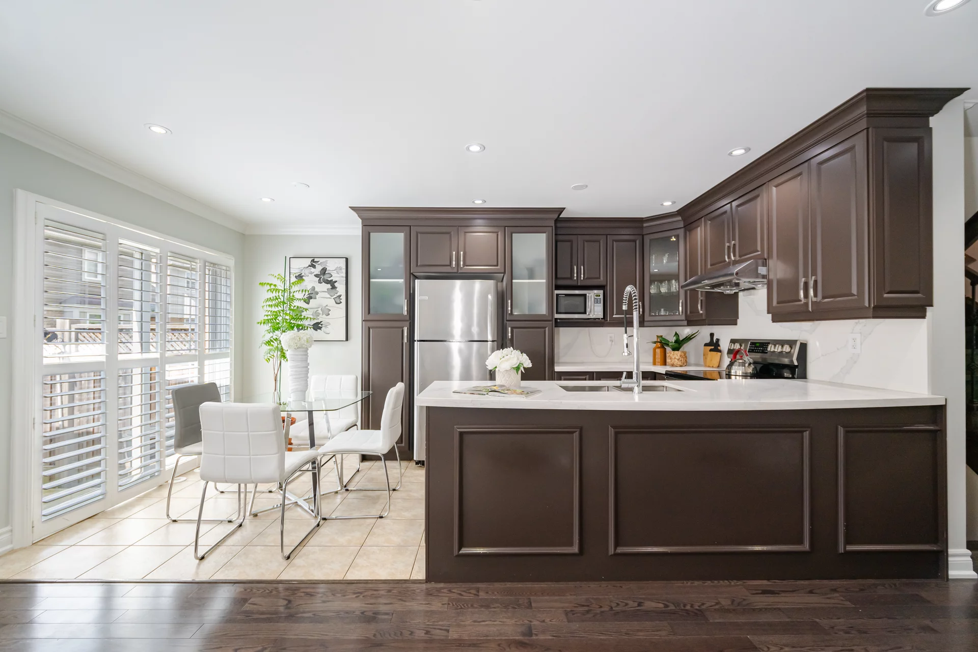 713 Ambroise Crescent, Milton - photo 18