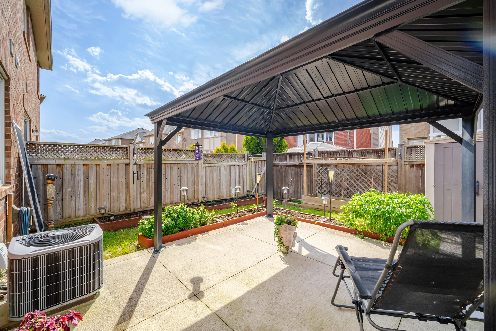 713 Ambroise Crescent, Milton - photo 41