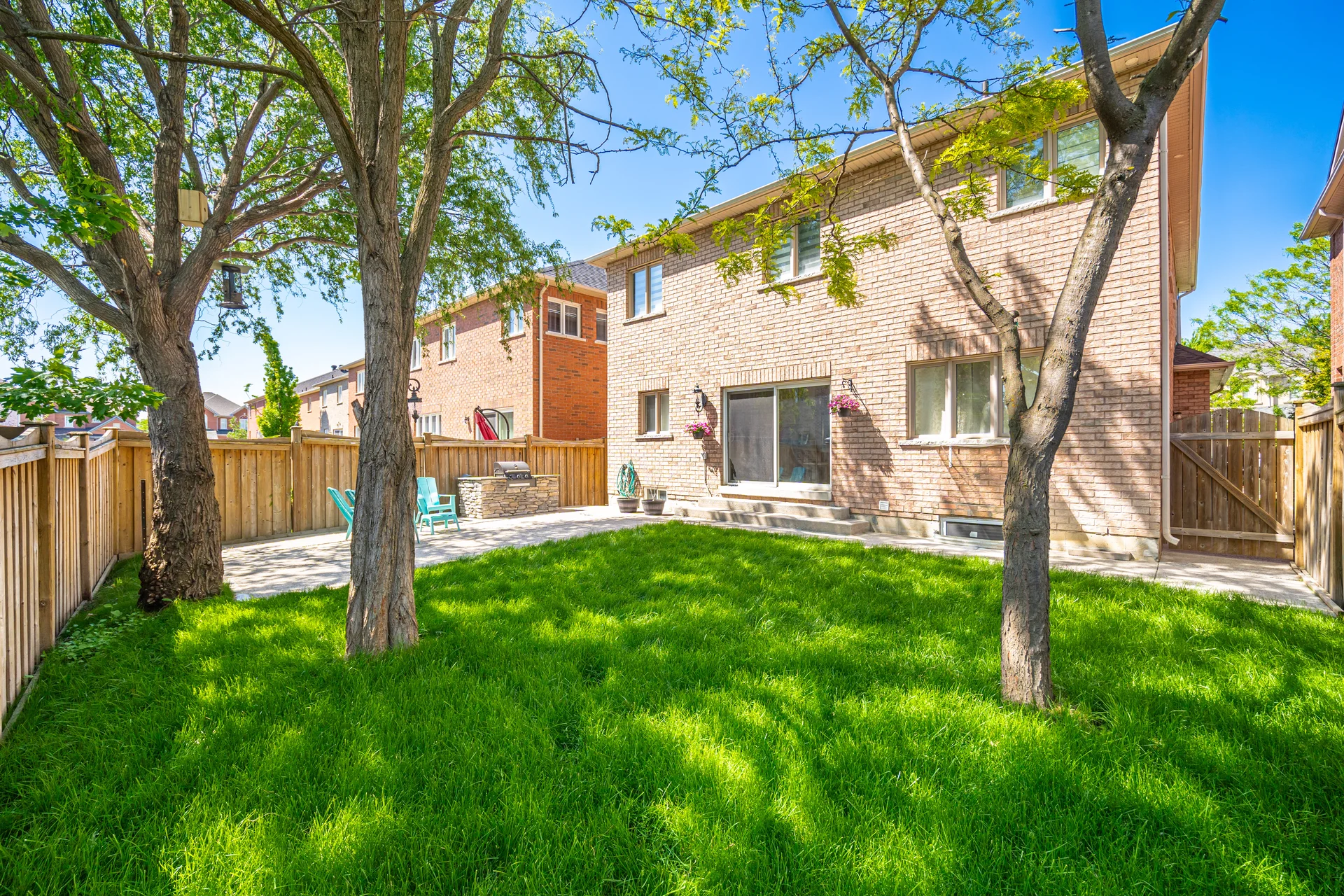 2997496