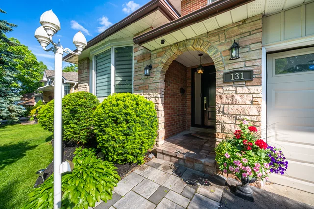 131 Holmcrest Trail, Scarborough - photo 4