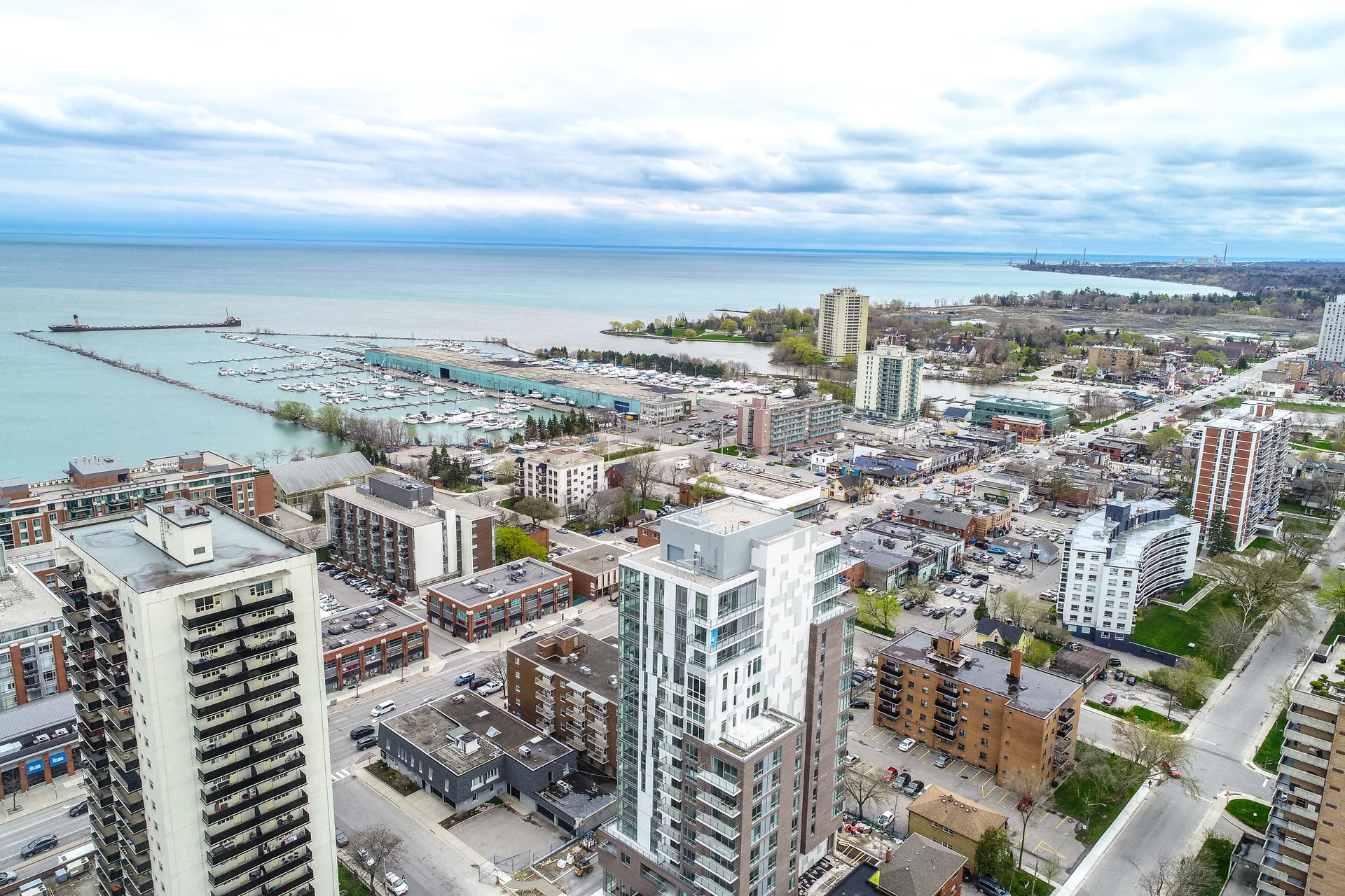 #404-8 Ann Street, Mississauga - photo 2