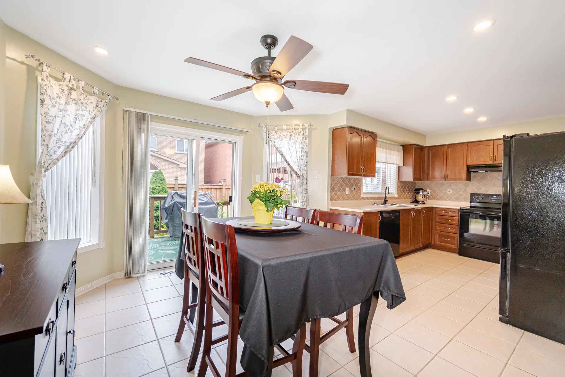 26 Peachleaf Crescent, Brampton - photo 10
