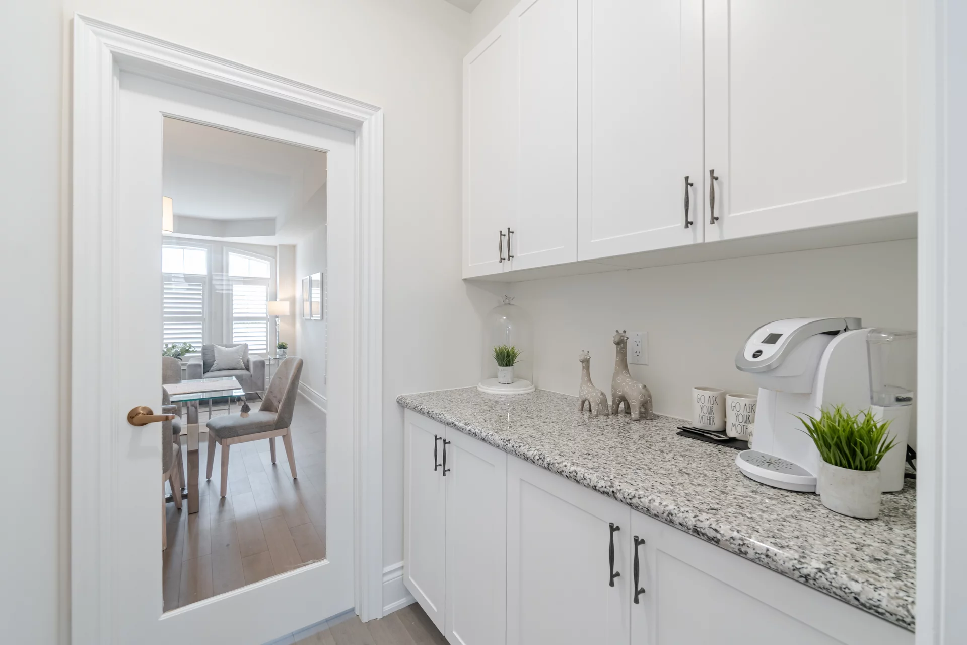 31 Golden Hawk Drive, Hamilton - photo 20